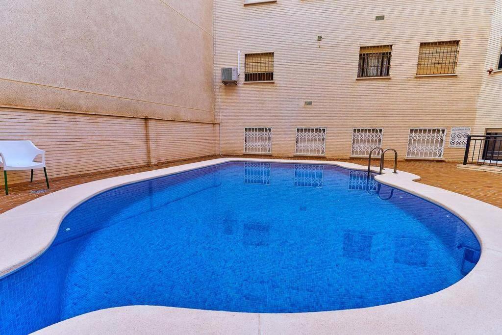 Cozy Studio Apartment Near The Beach Торевиеха Екстериор снимка